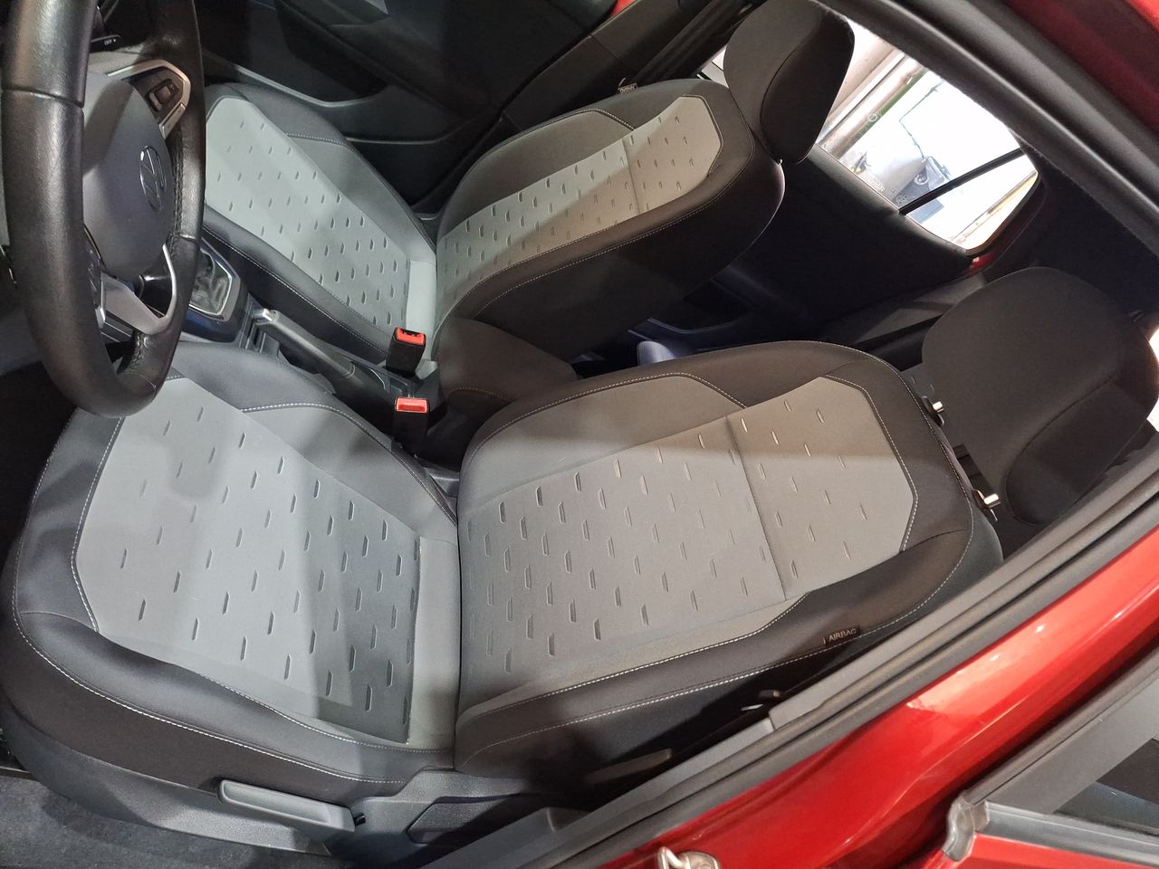 VOLKSWAGEN - 16