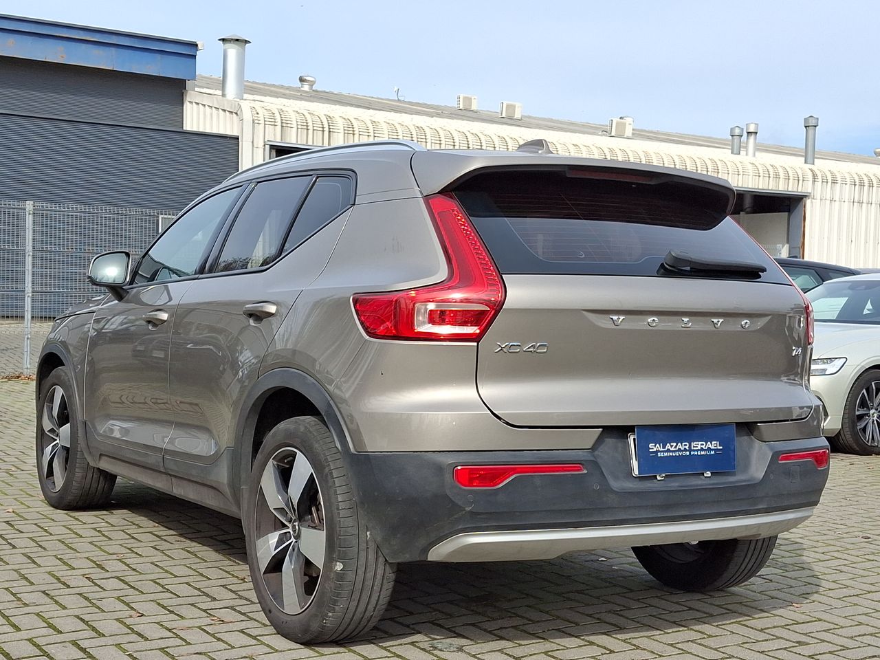 VOLVO - 5