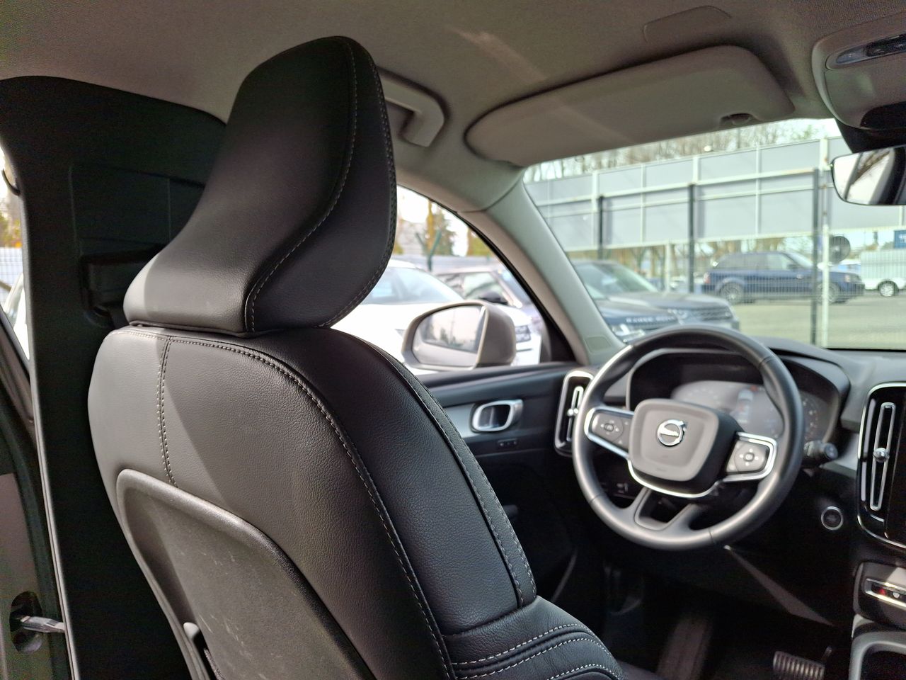 VOLVO - 16