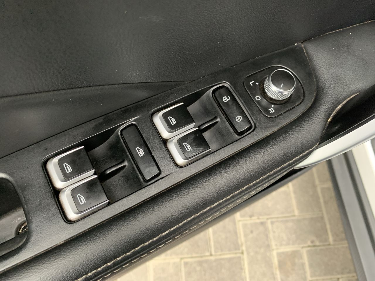 GEELY - 15