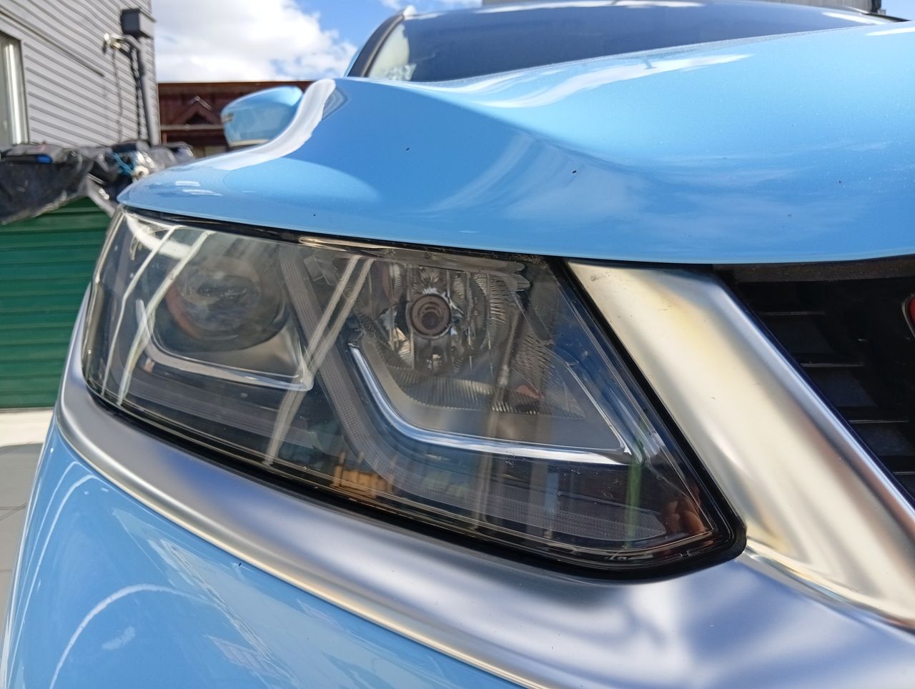 Geely Coolray — foto 11 de 26