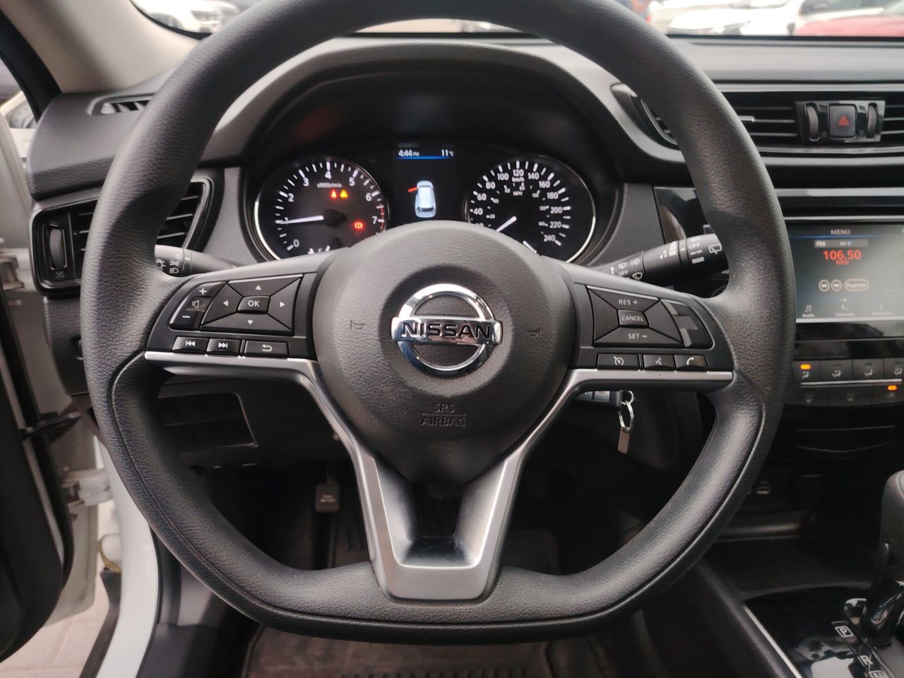 NISSAN - 14