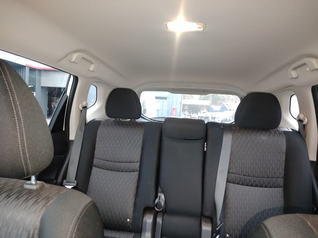 NISSAN - 4