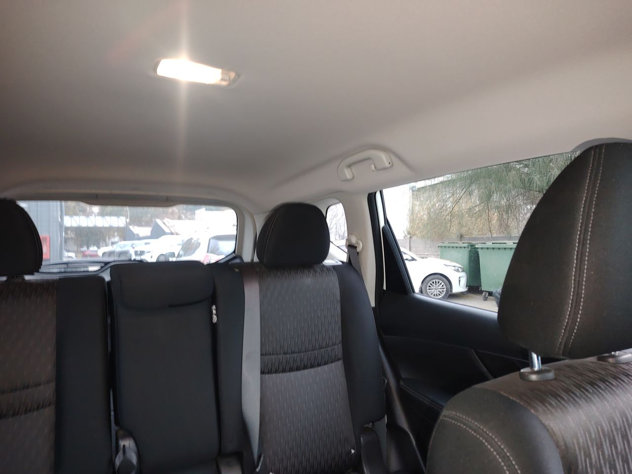 NISSAN - 5