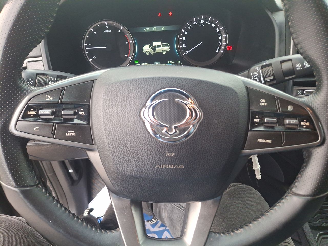 SSANGYONG - 24