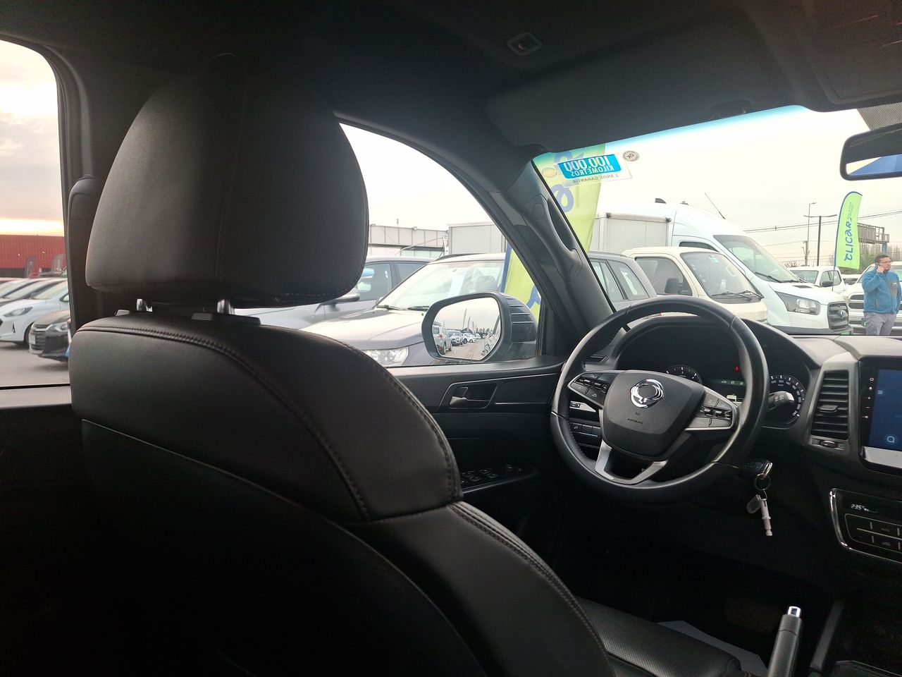SSANGYONG - 16