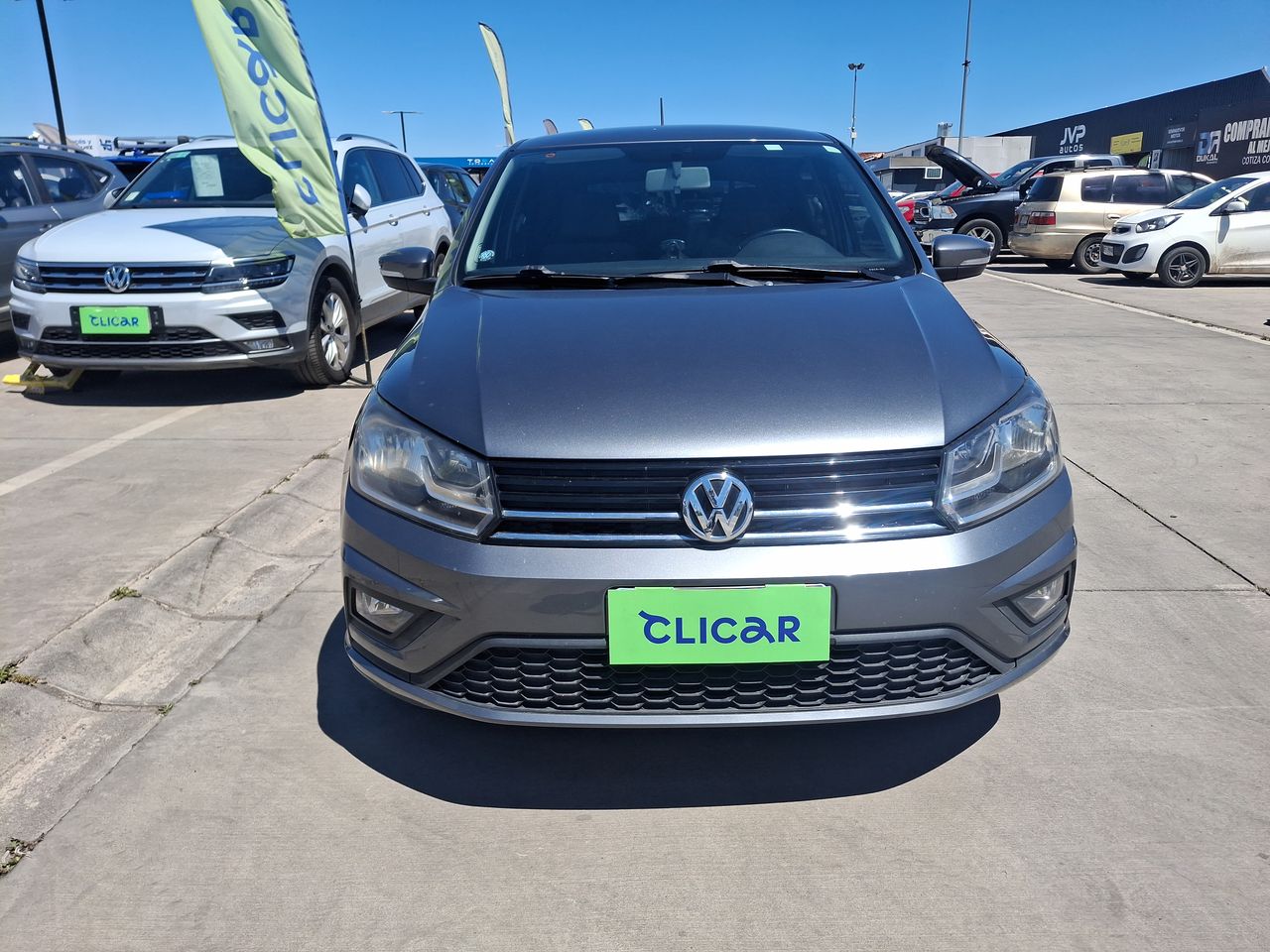 VOLKSWAGEN - 2