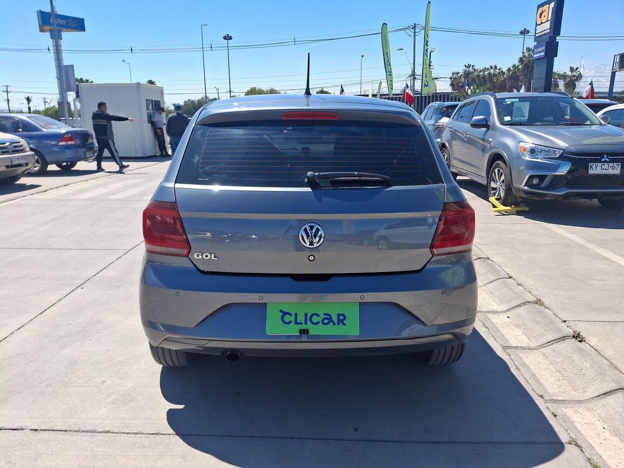 VOLKSWAGEN - 6