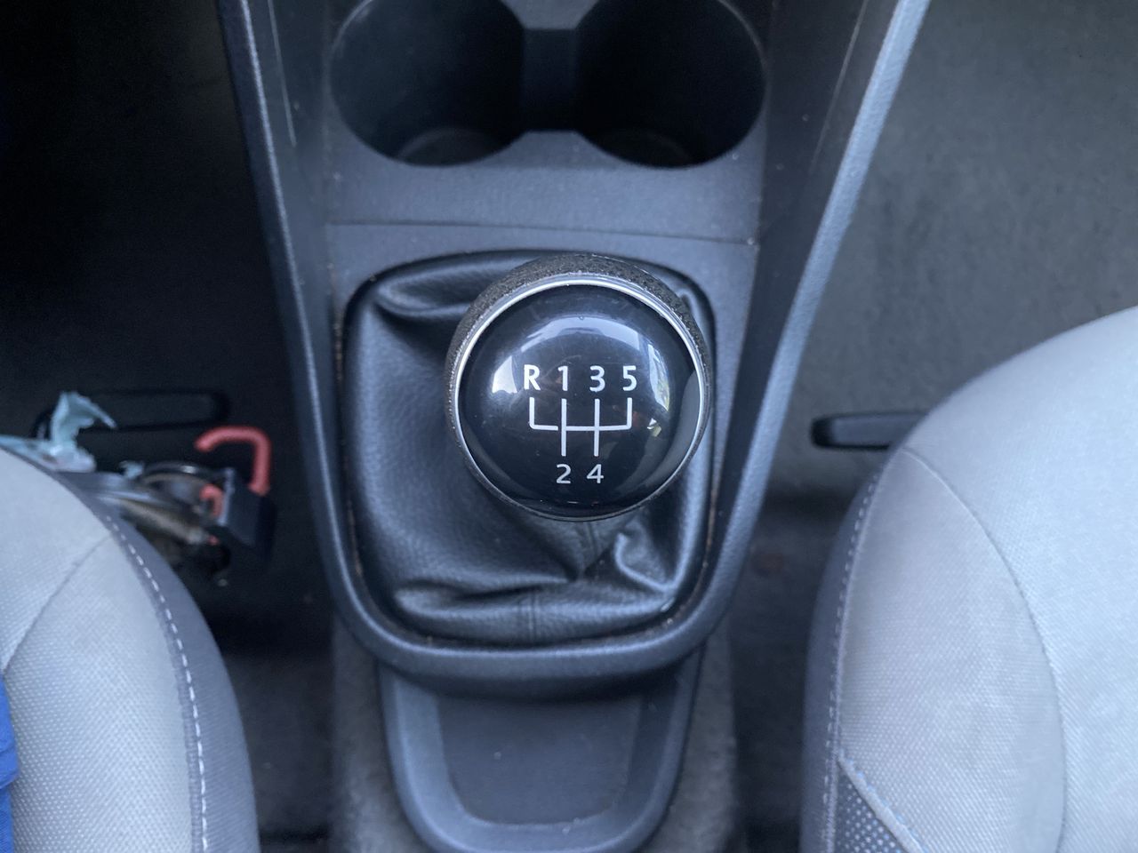 VOLKSWAGEN - 22