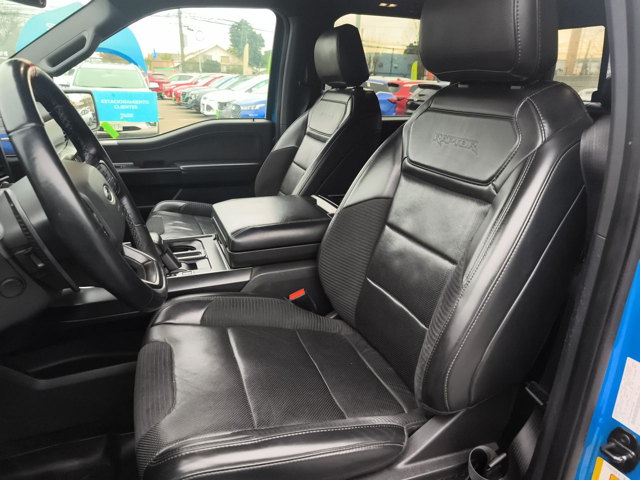Ford F-150 Raptor — foto 23 de 35