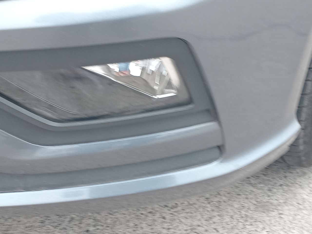 VOLKSWAGEN - 10