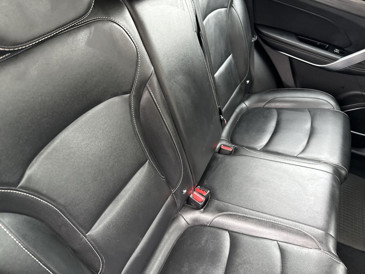 Geely Azkarra — foto 26 de 26