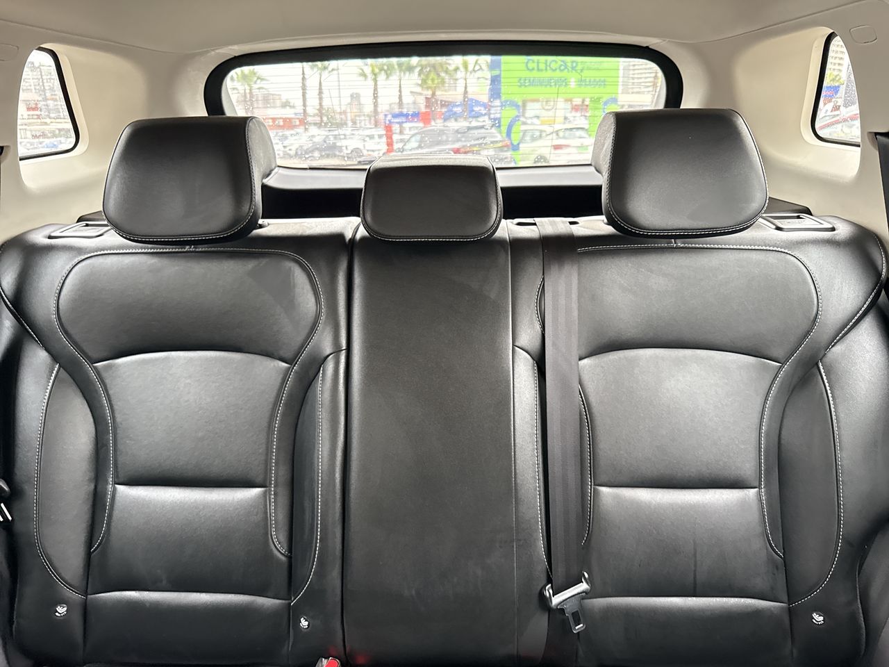 Geely Azkarra — foto 6 de 26