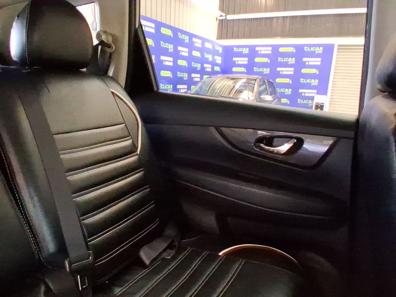NISSAN - 8