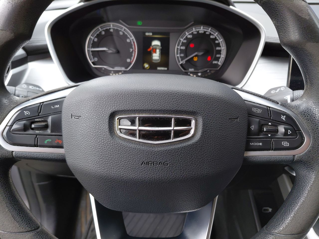 GEELY - 26