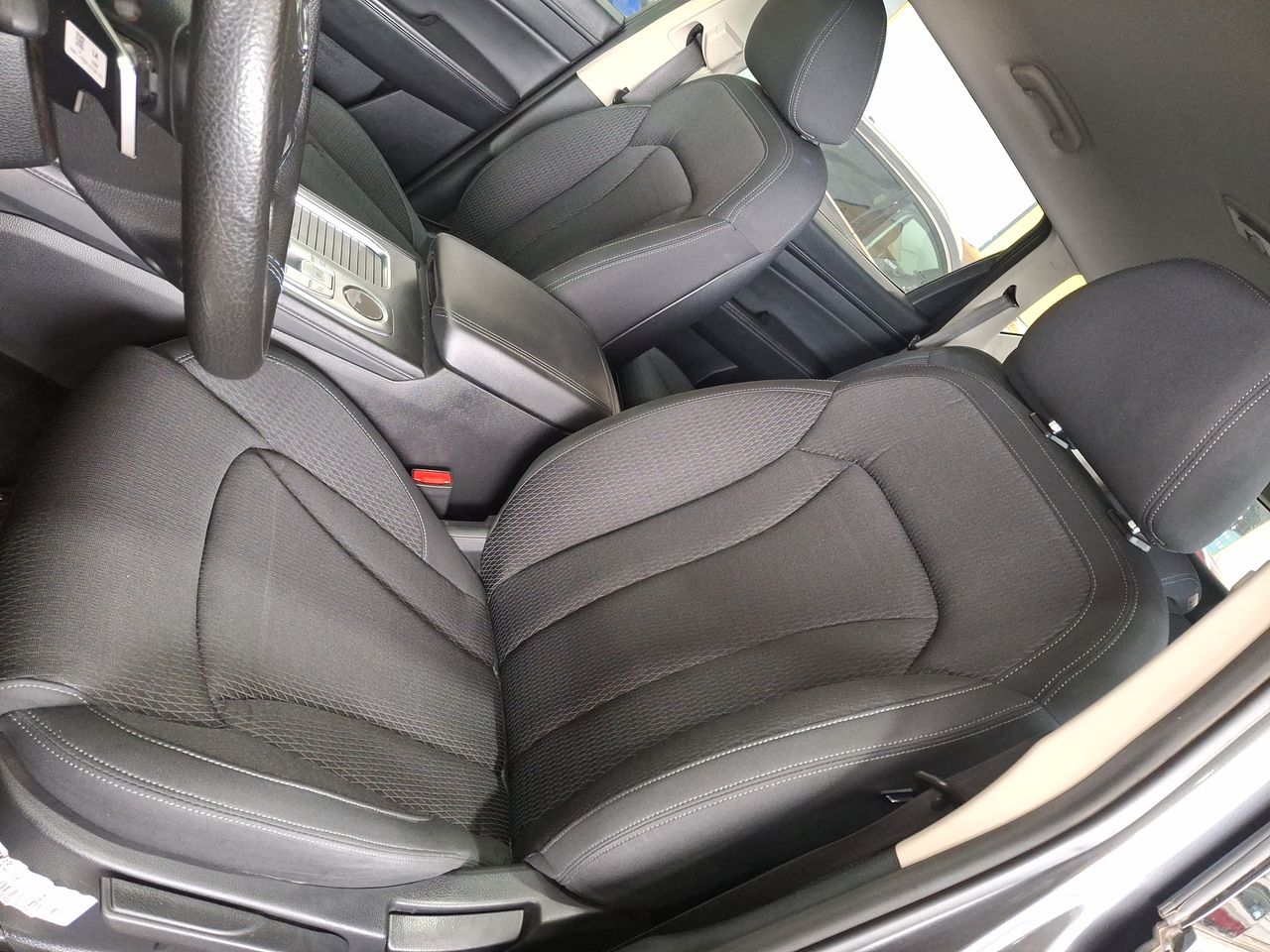 SSANGYONG - 24