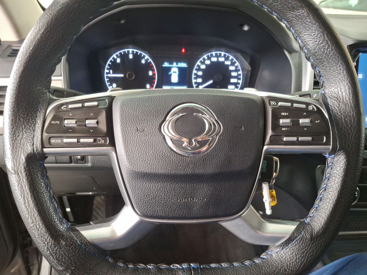 SSANGYONG - 25
