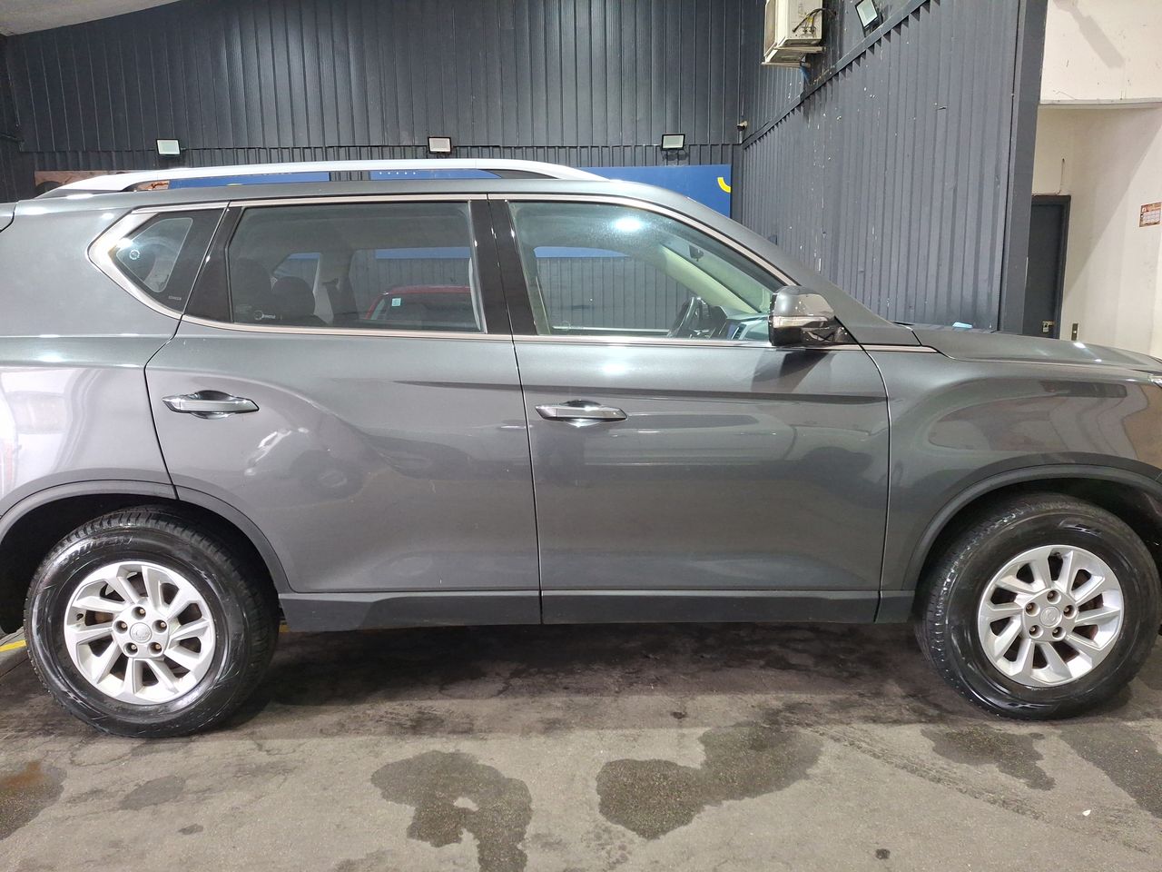 SSANGYONG - 8