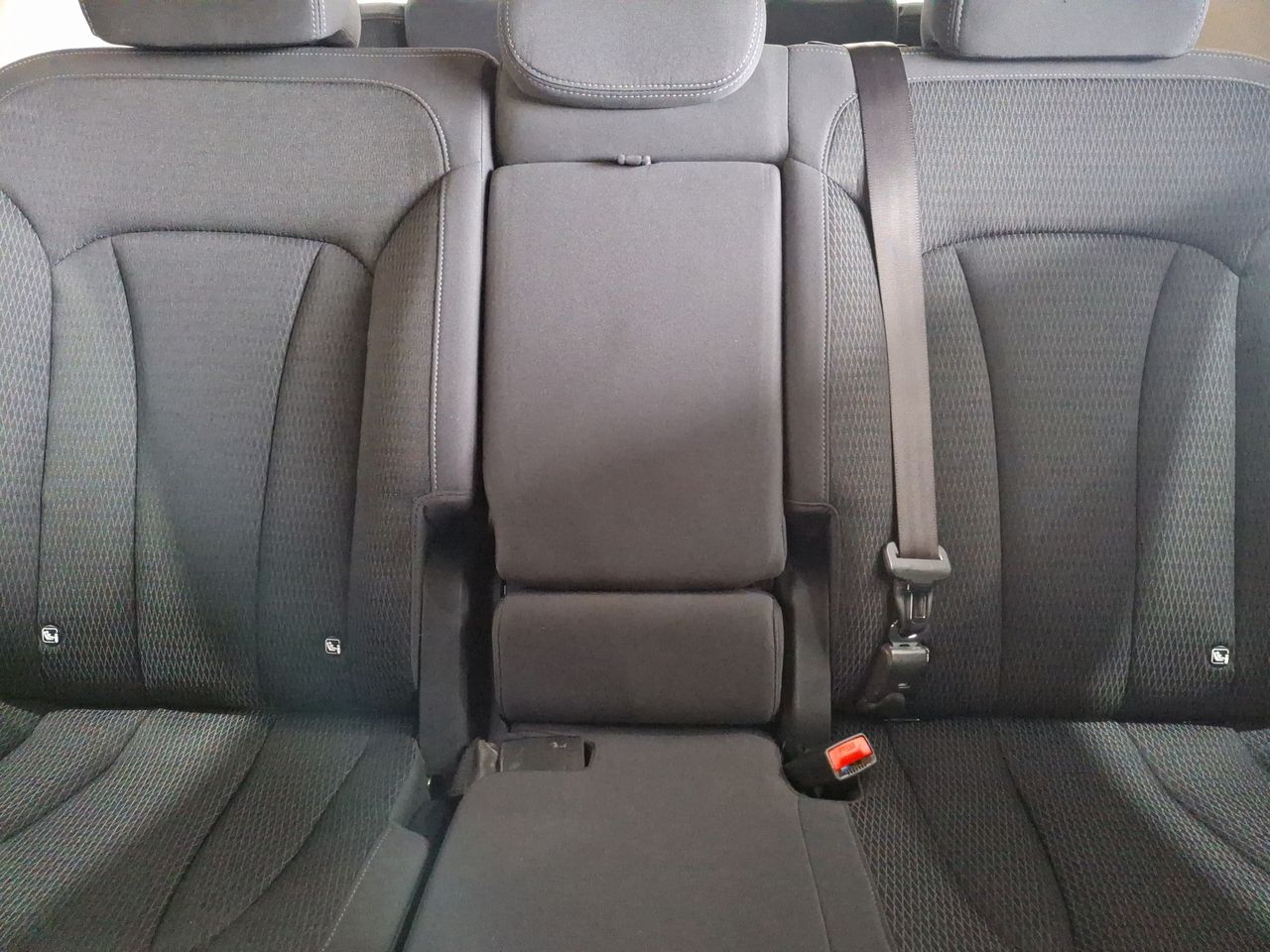 SSANGYONG - 13