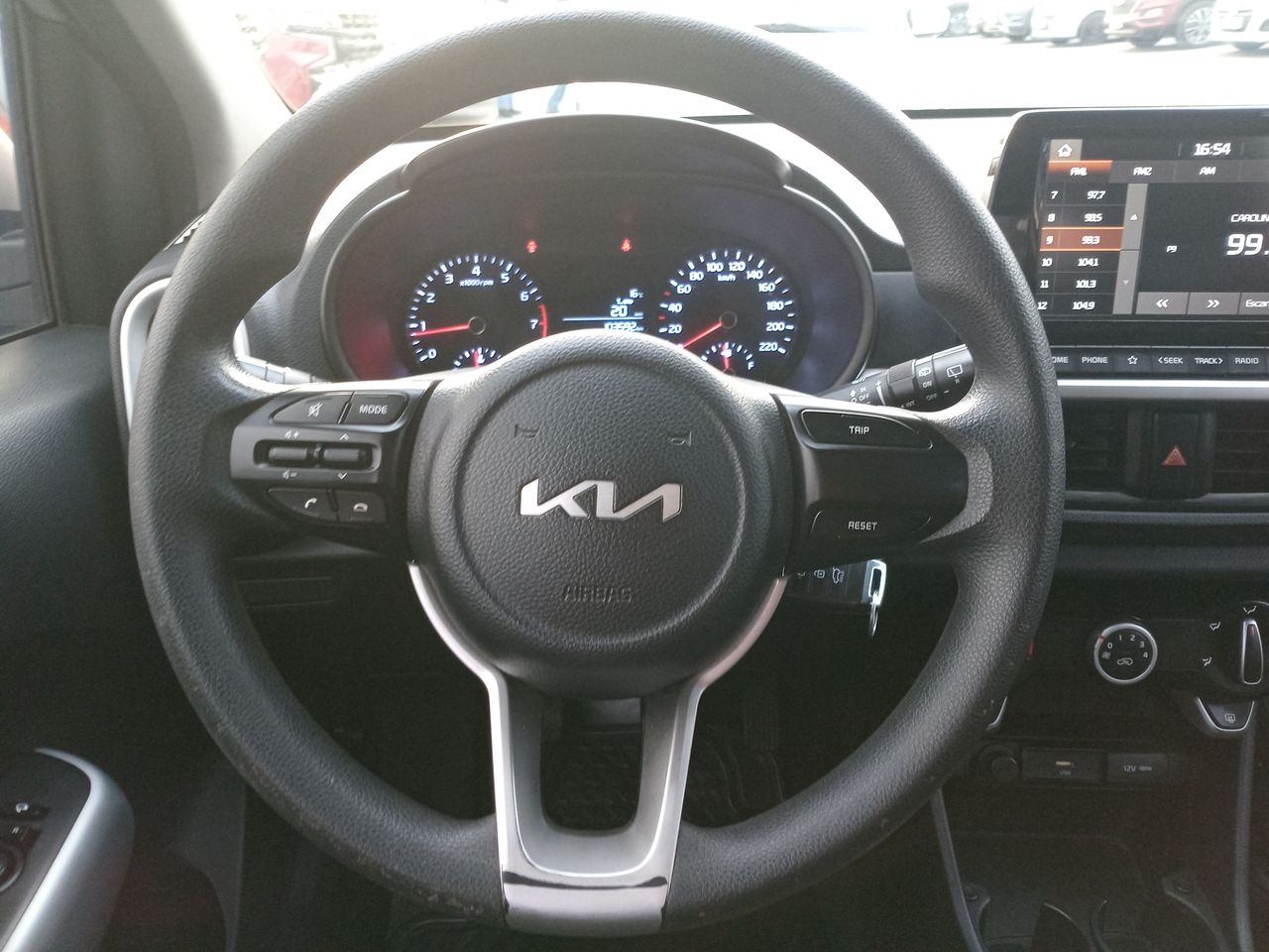 KIA - 15