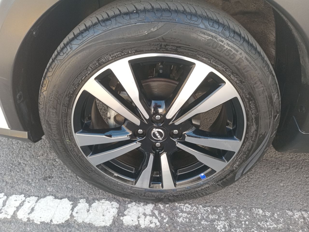 NISSAN - 17