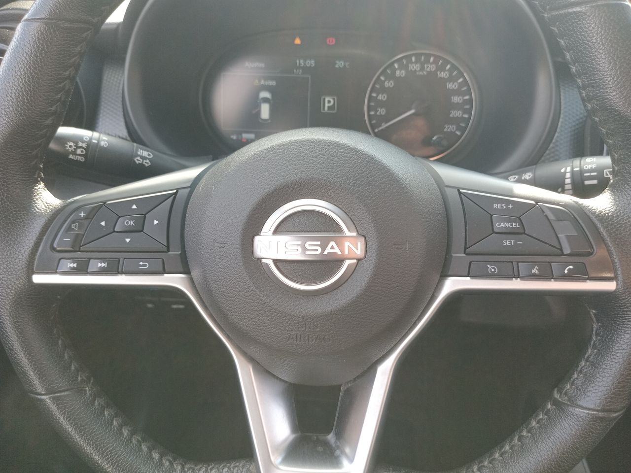 NISSAN - 26