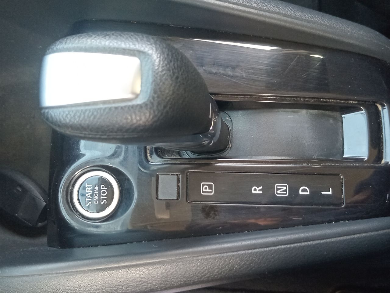 NISSAN - 31
