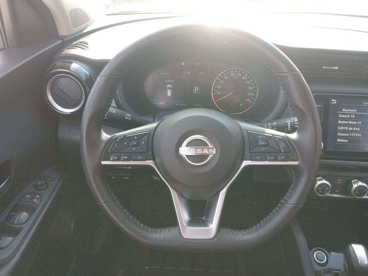 NISSAN - 25