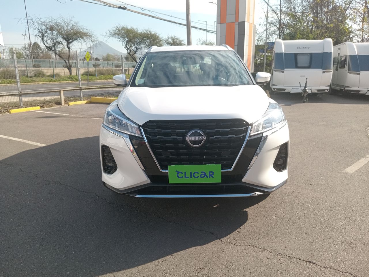 NISSAN - 2