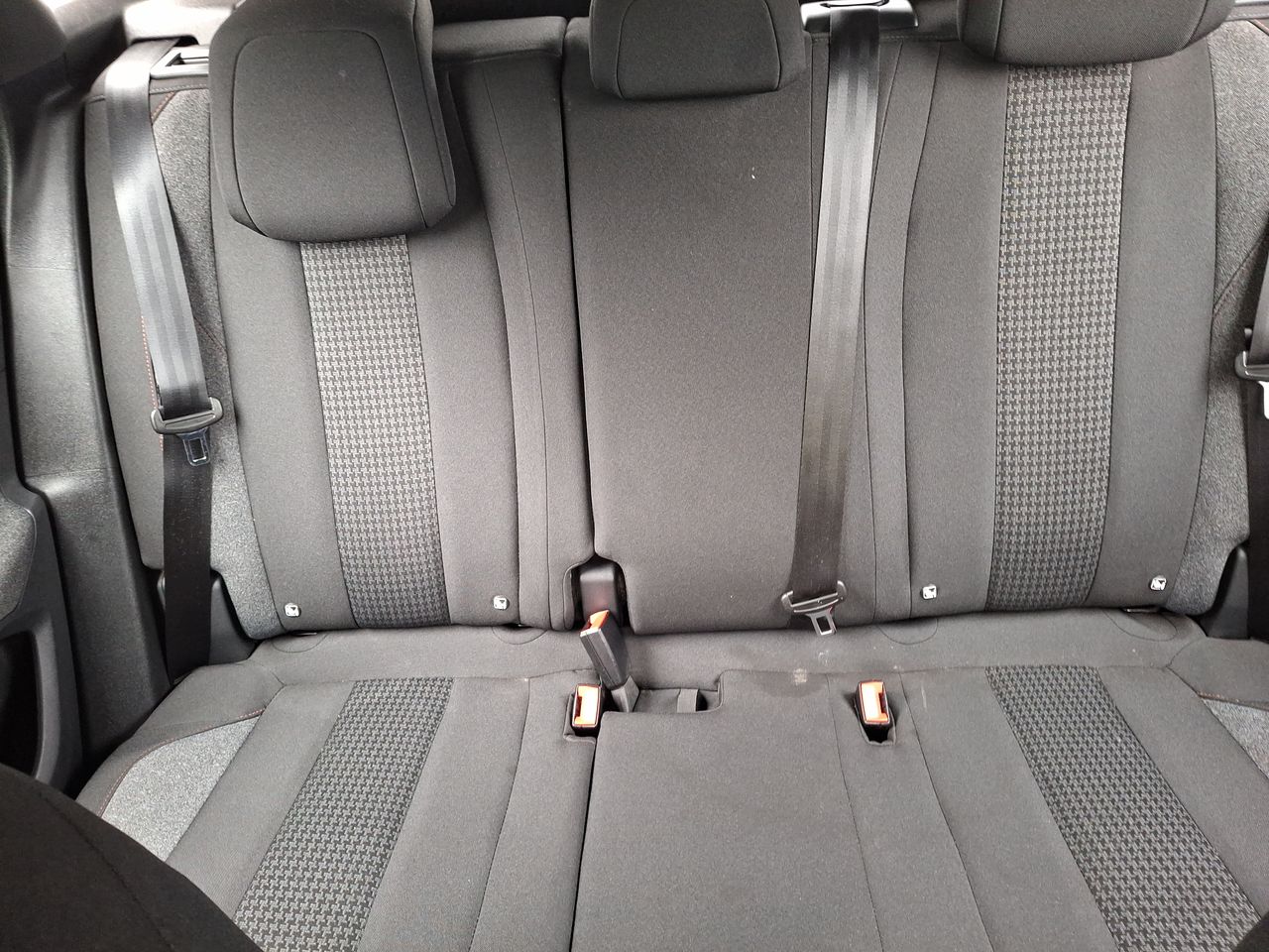 Land Rover Range Rover Evoque — foto 14 de 35