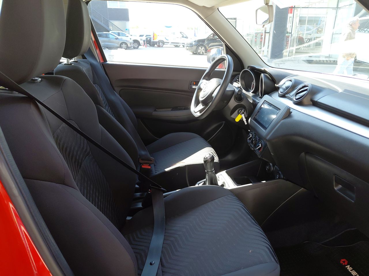 BMW 118I — foto 9 de 25