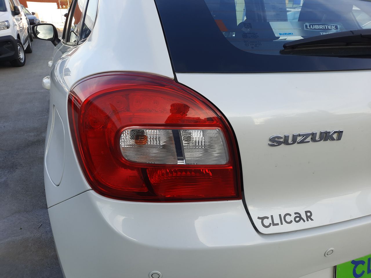 SUZUKI - 18
