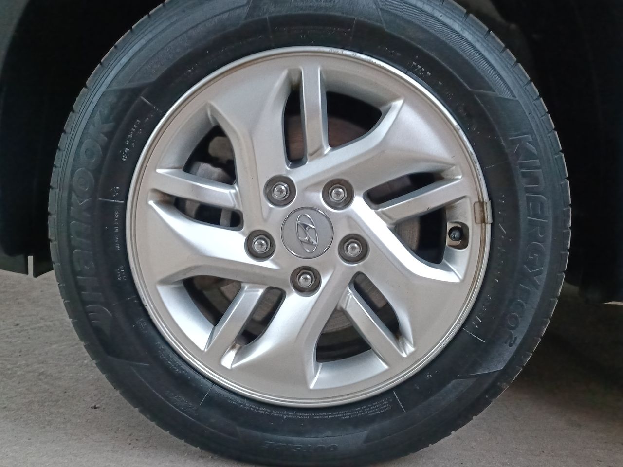 HYUNDAI - 17