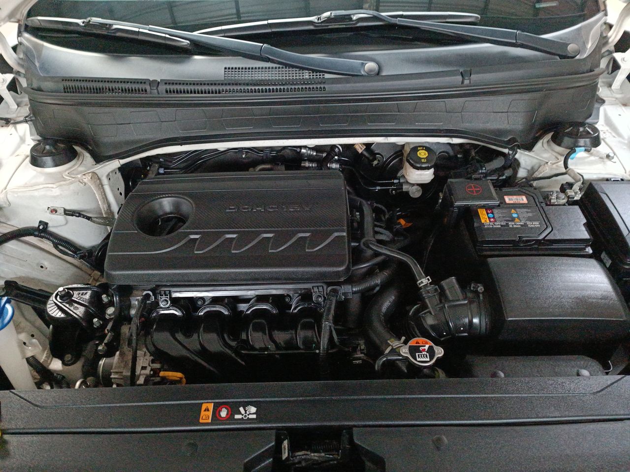 HYUNDAI - 18