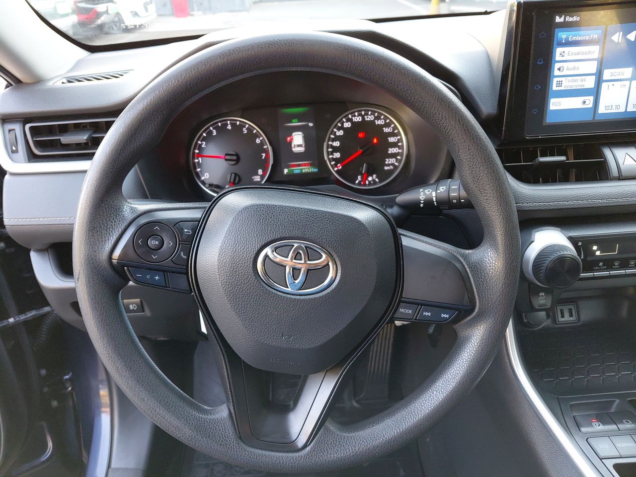 TOYOTA - 16