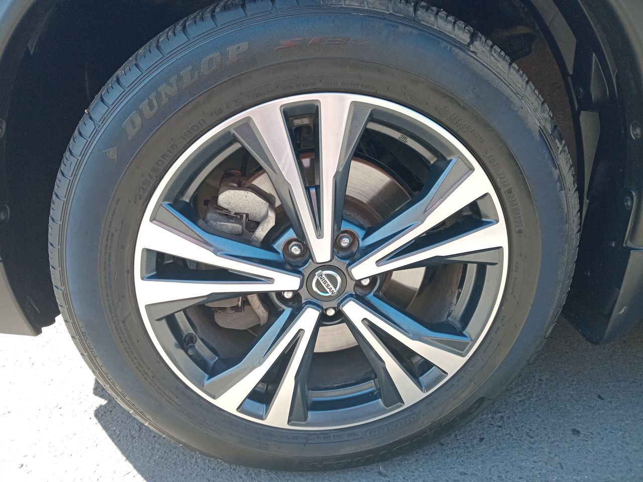 NISSAN - 15