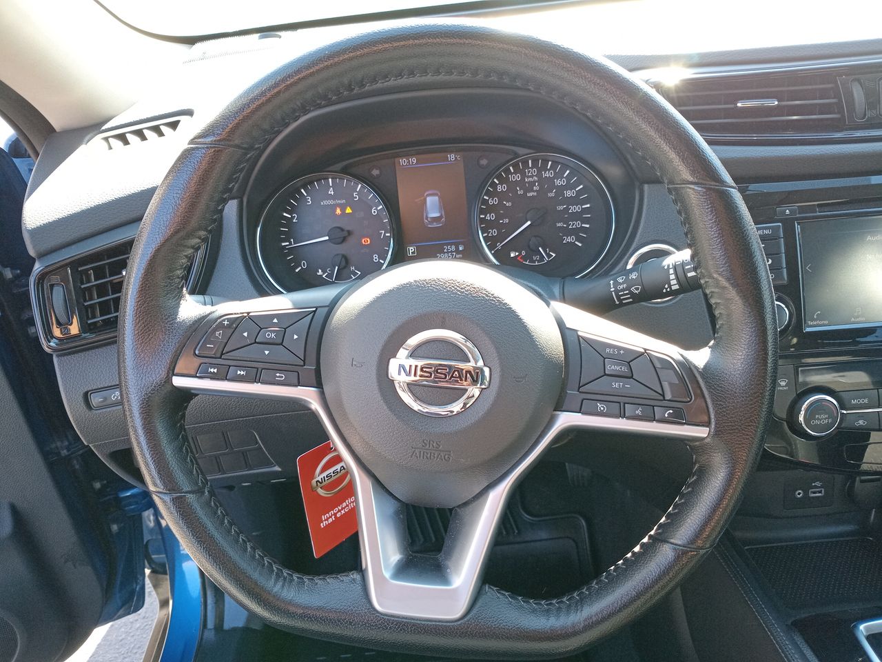 NISSAN - 24