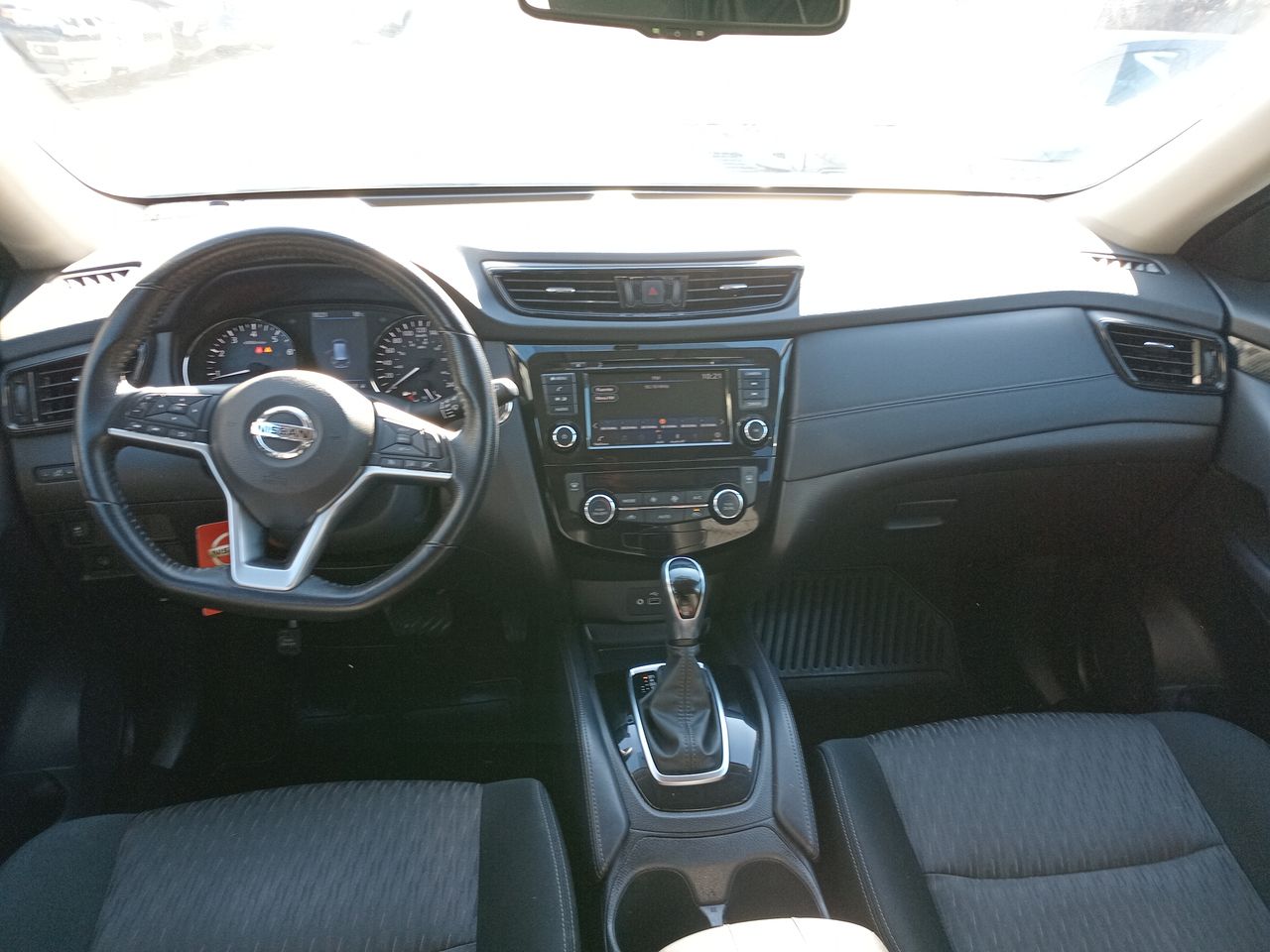 NISSAN - 30