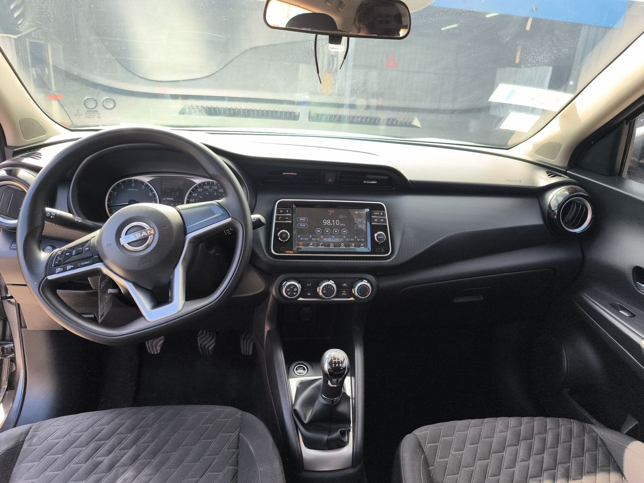 Nissan Kicks — foto 21 de 24
