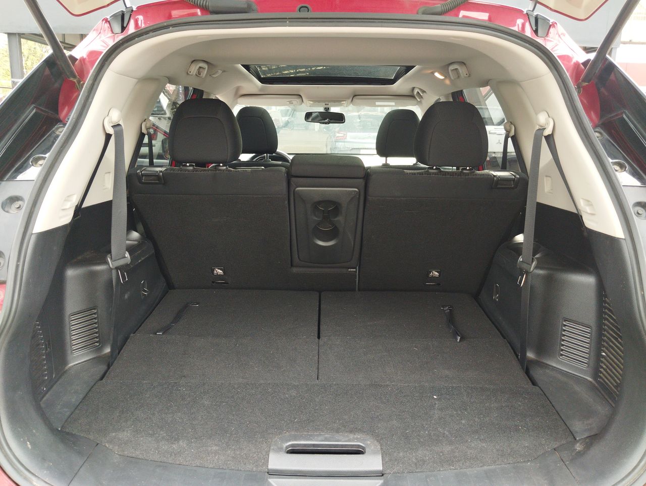 NISSAN - 21