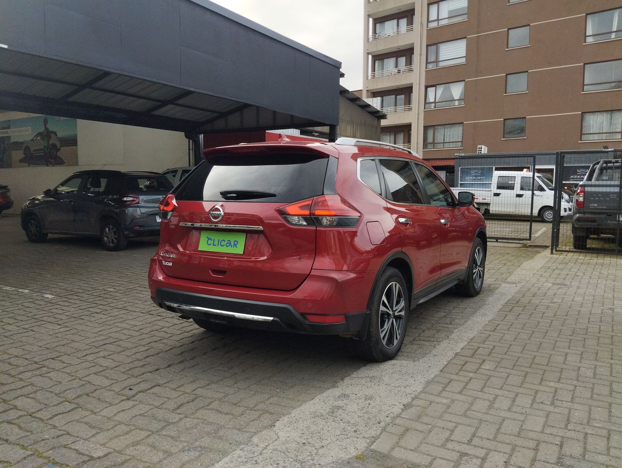 NISSAN - 1