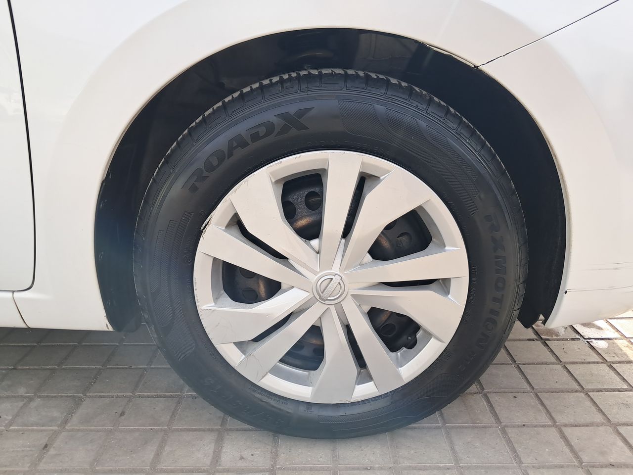 NISSAN - 9