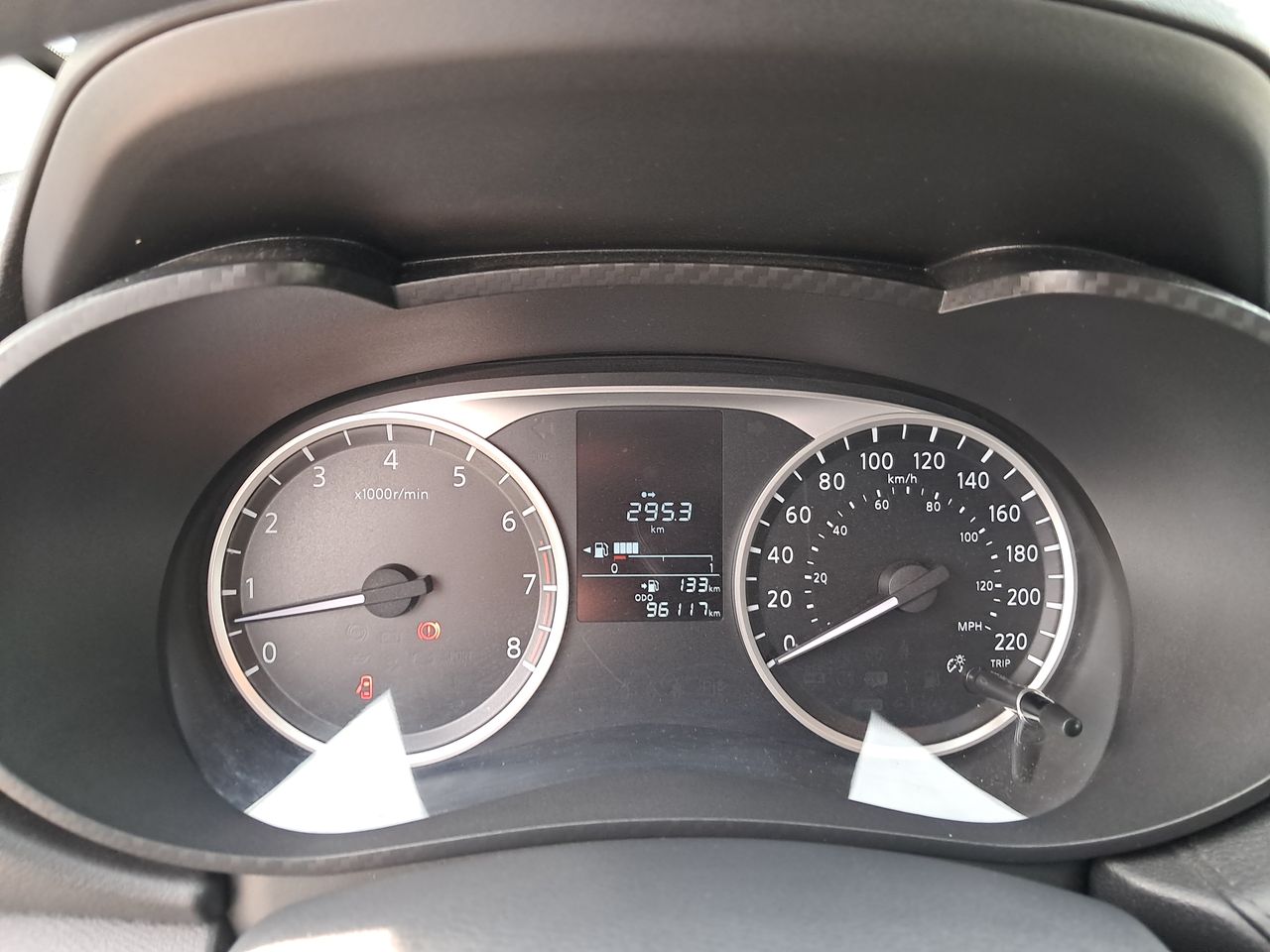 NISSAN - 18