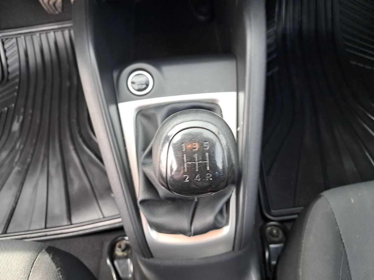 NISSAN - 21
