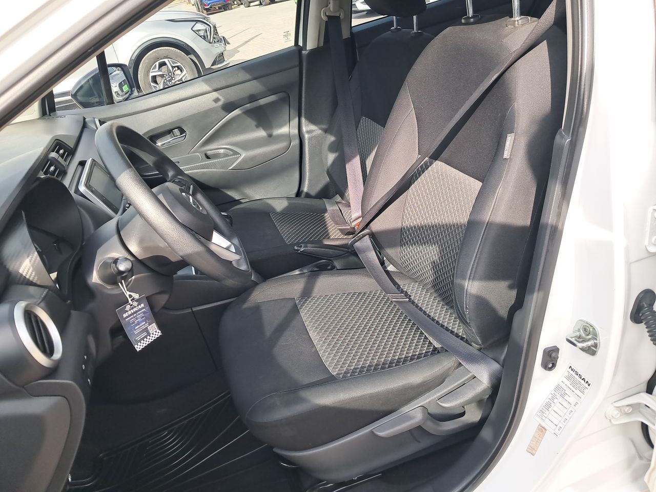 NISSAN - 15