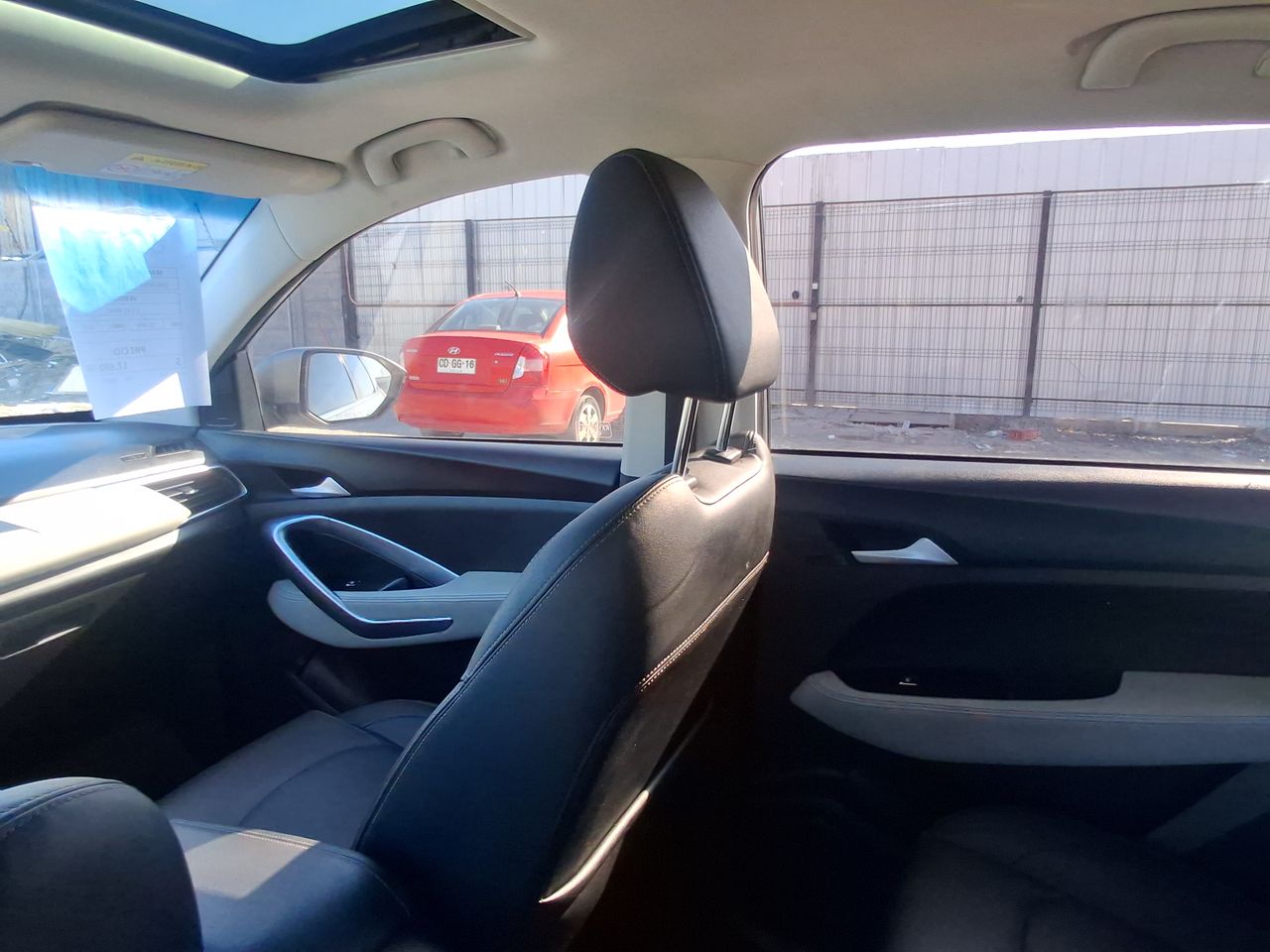 Chevrolet Captiva — foto 12 de 32