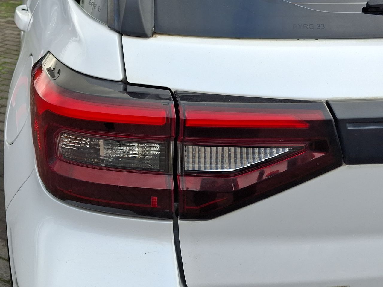 Toyota Raize — foto 12 de 25