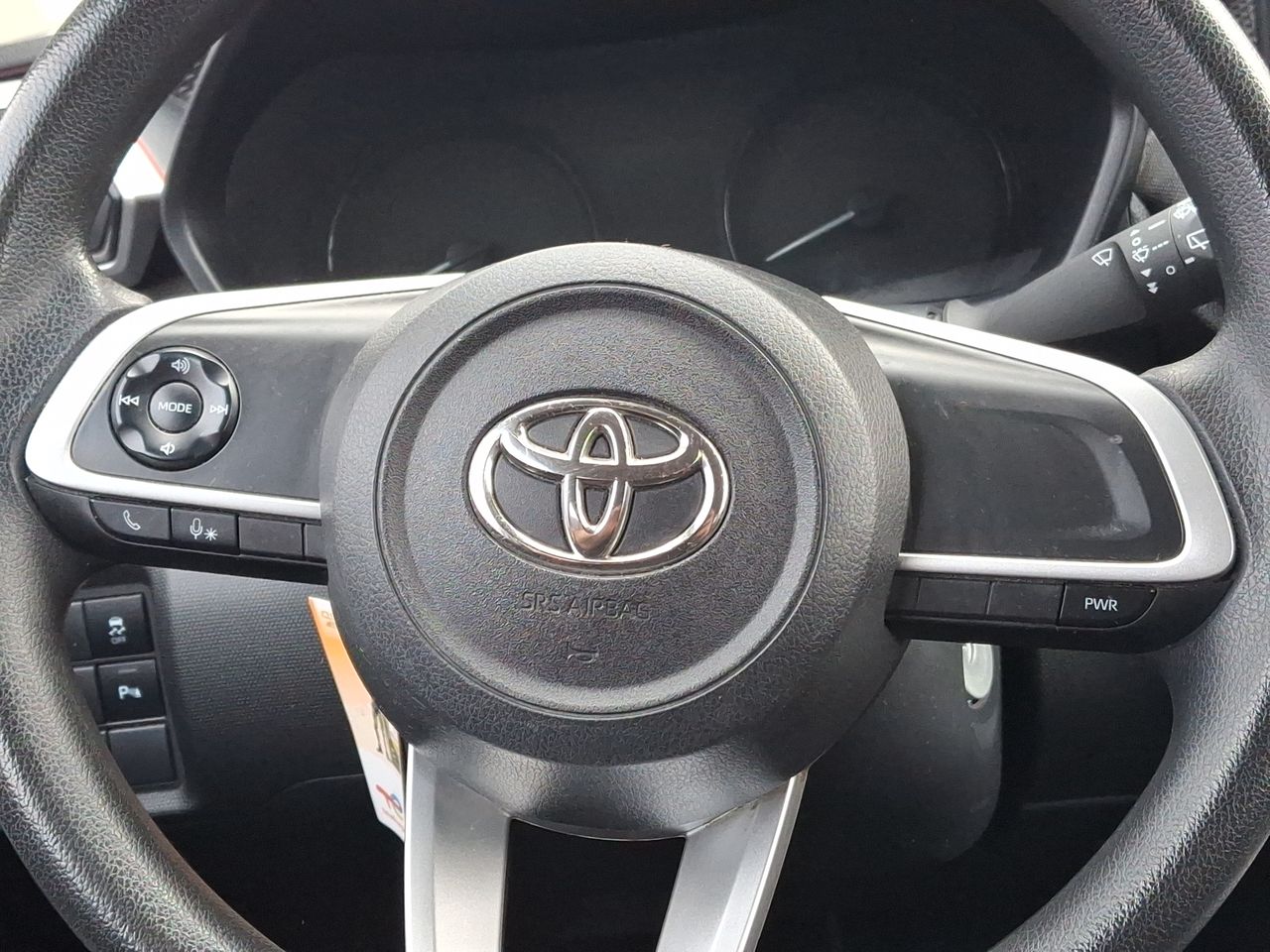 Toyota Raize — foto 17 de 25