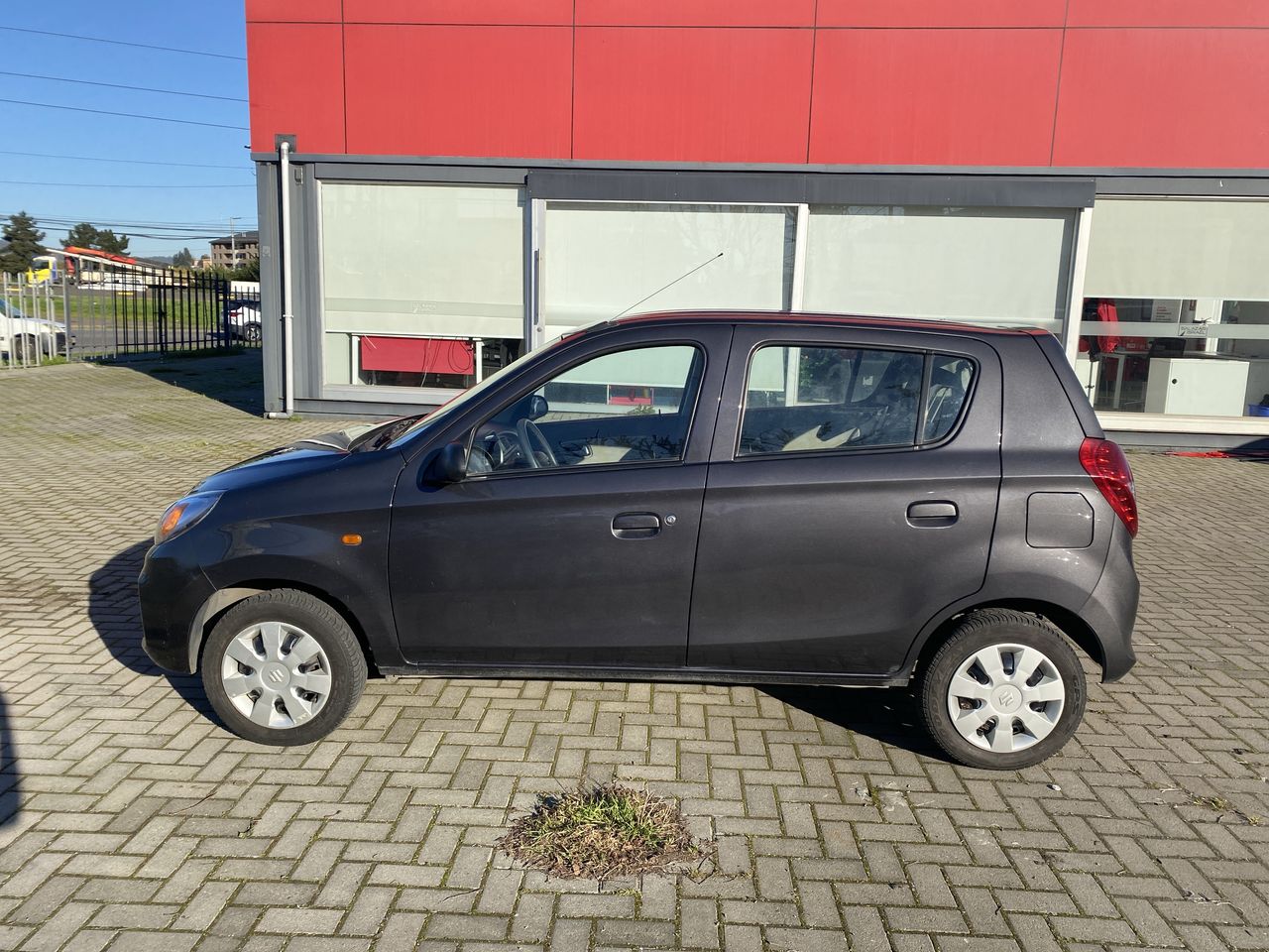 SUZUKI - 4