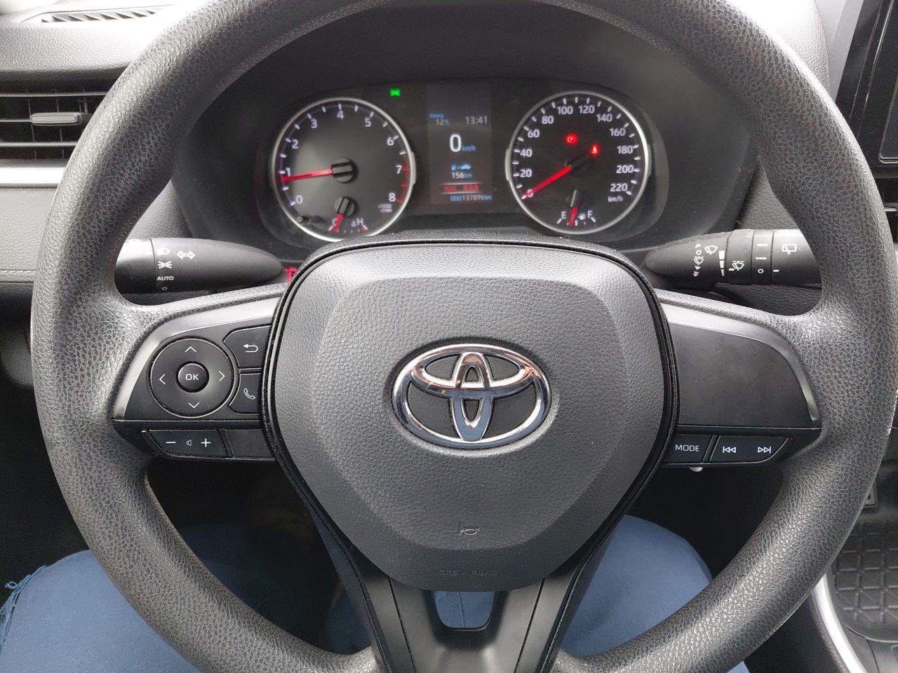 TOYOTA - 19